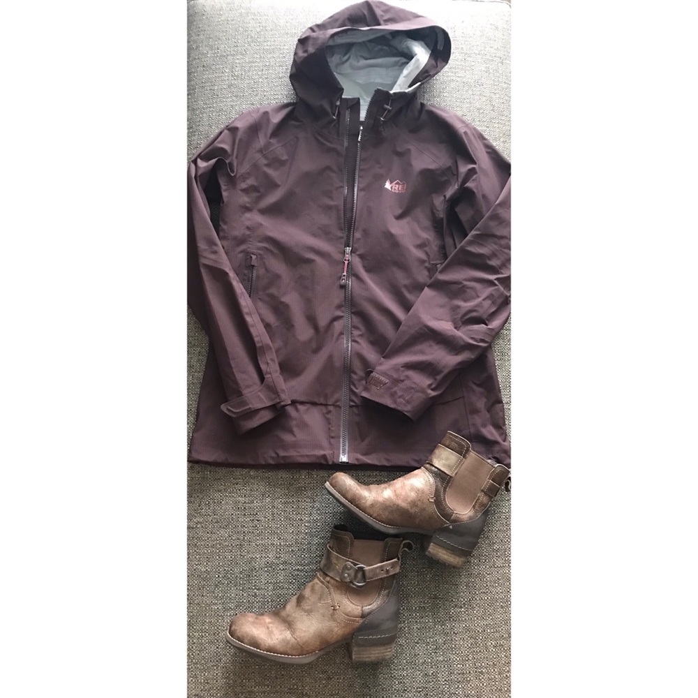 REI Co-op Burgundy Jacket - Small